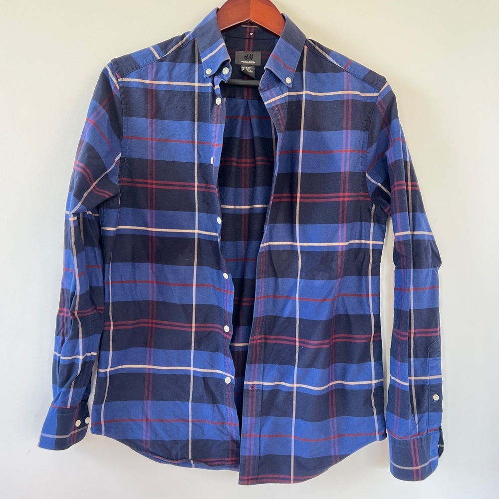 H&M Blue flannel long sleeve button up size XS, fits 36-38